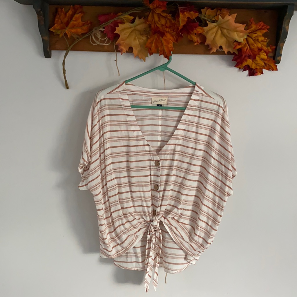 Universal Thread Button Up Top